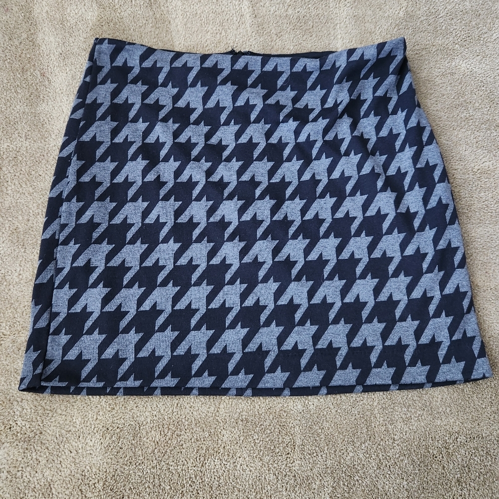 EUC Banana Republic Houndstooth Skirt